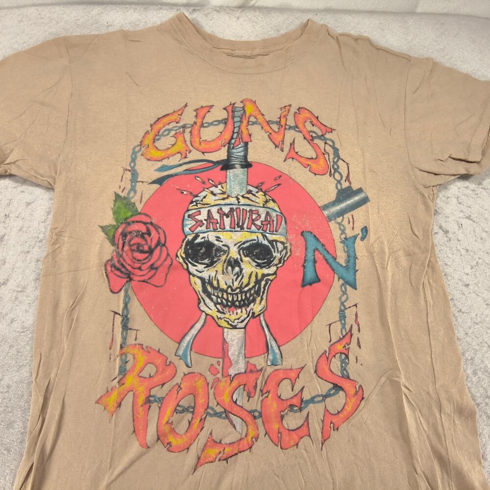 Guns N Roses Short Sleeve Crew Neck Band T Shirt Adult Mens Size Small S Tan